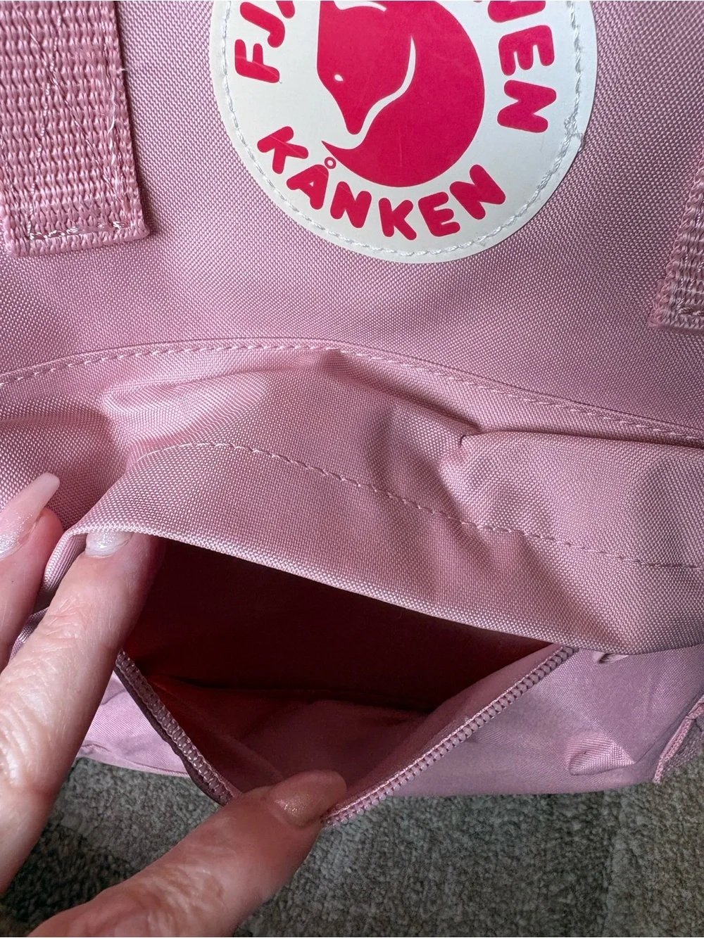 Fjallraven Unisex Adult Kanken Classic Backpack Pink